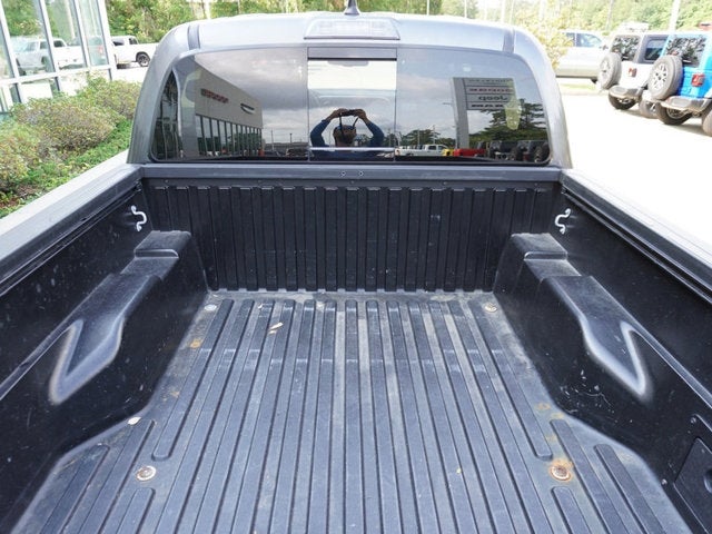 2022 Toyota Tacoma SR5 2WD 5ft Bed
